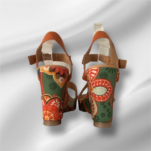 Sandals Wedge Heels Multi Colored Orange Straps NWOT Buckle Gold Size US 9 EU 40 - Picture 3 of 12
