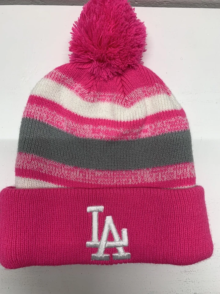 Rosa y gris con las letras LA en él gorro Foto 2 de 4