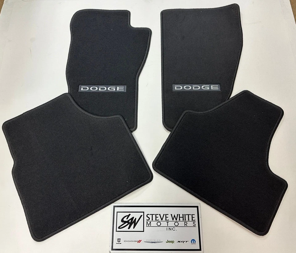 07-09 Dodge Nitro Juego de 4 alfombrillas mopar nuevas originales Foto 2 de 2