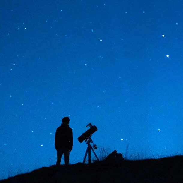 Barska Starwatcher 900x114mm 675 Power Reflector Telescope with Equatorial Mount - Image 3 of 4