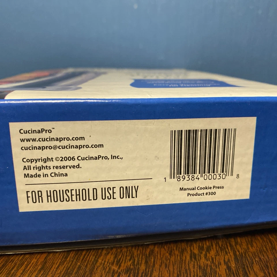 Juego de herramientas de prensa de galletas manual CucinaPro con 20 discos y cuatro boquillas de glaseado NUEVO Foto 4 de 4