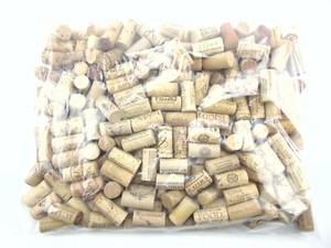 bolsa of wine corks