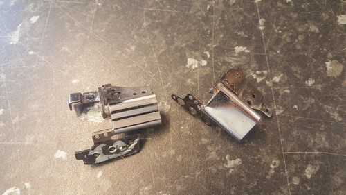 HP 15-BR 15-BR071NA - PAIR OF ROTATING HINGE ANCHORS - B478 - Picture 2 of 2