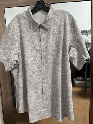 Lululemon Airing Easy Performance Stretch Short Sleeve Button Up Shirt Men s XL