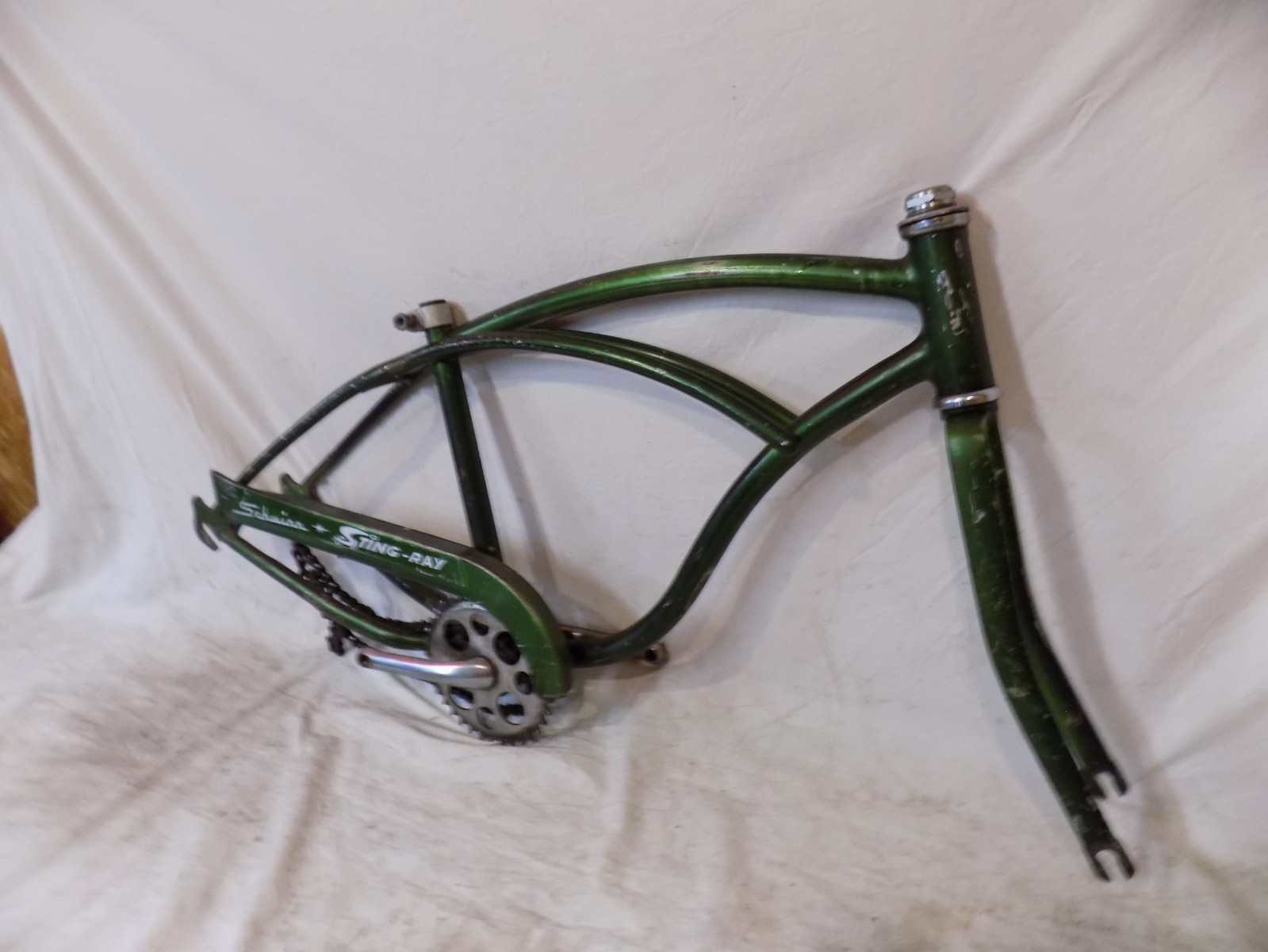 1972 SCHWINN STINGRAY CAMPUS GREEN MUSCLE BIKE FRAME FORKS CHAINGUARD CRANKS S7