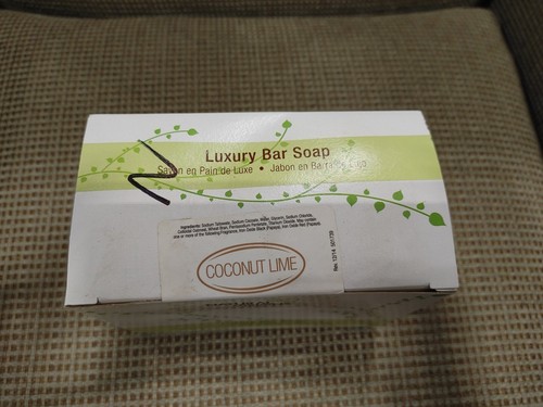 Natural Visions OATMEAL ~ Coconut Lime ~ Luxury Bar Soap Box (12 3oz bars) - Picture 2 of 6