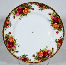 Image of ROYAL ALBERT OLD COUNTRY ROSE 8.25" ROUND PLATE W/ HOLE FOR CLOCK / SERVING TRAY