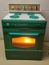 Vintage Suzy Homemaker Toy Appliance Oven - Works