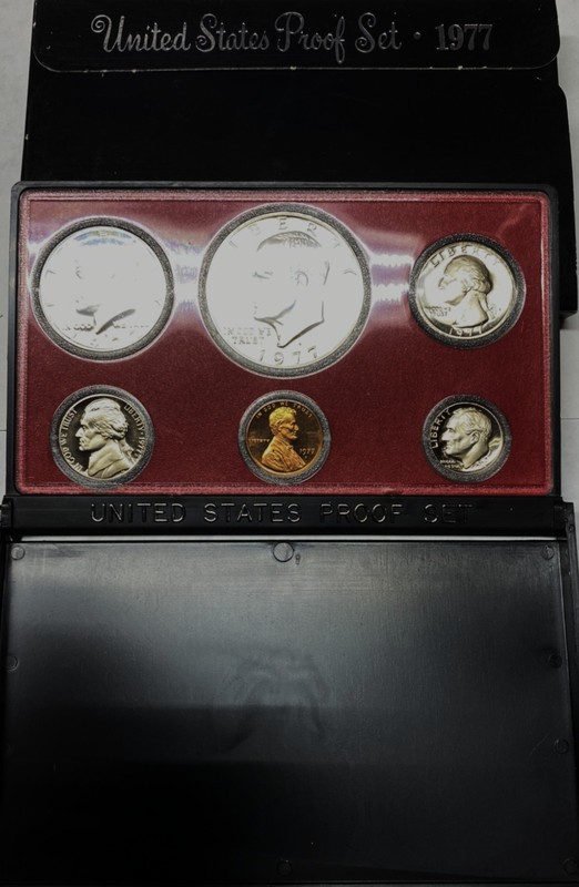 1977 Clad Proof Set U.S. Mint in OGP