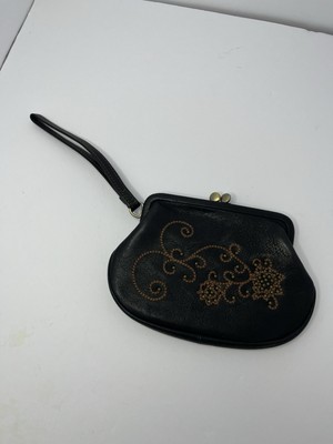 Fossil black leather kiss-lock wristlet embroidered beaded floral design