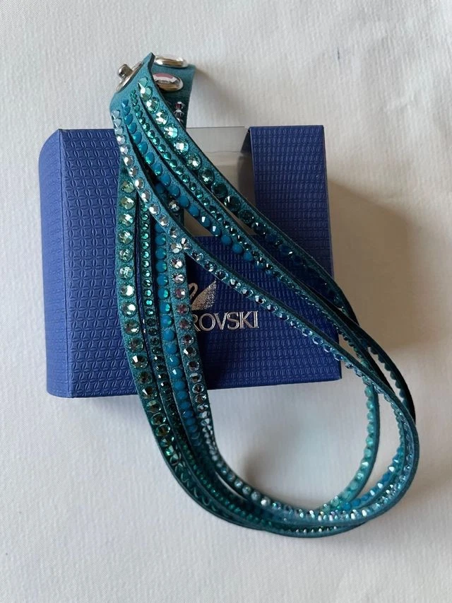 🎄🎅🎁🎄Autêntica pulseira Swarovski Slake Wrap (gargantilha). Novo na caixa. APOSENTADO.  - Imagem 3 de 4