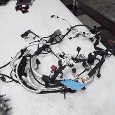 NAVIGATOR 2019 Engine Wire Harness 956932