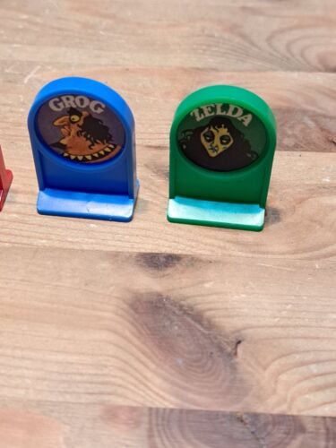 Creature Castle 1975 Whitman Game Replacement Parts Pieces 4 Tokens Vintage - Picture 4 of 4