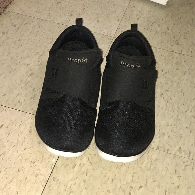 propet travelfit wide strap sneaker