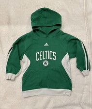 Boys Green  White Adidas Boston Celtics Hoodie, Size Small 8 