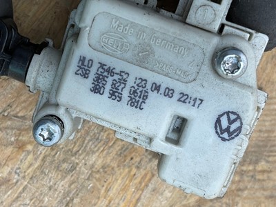 VW Stellmotor Heckklappe ZSB 385827061B Original | eBay 