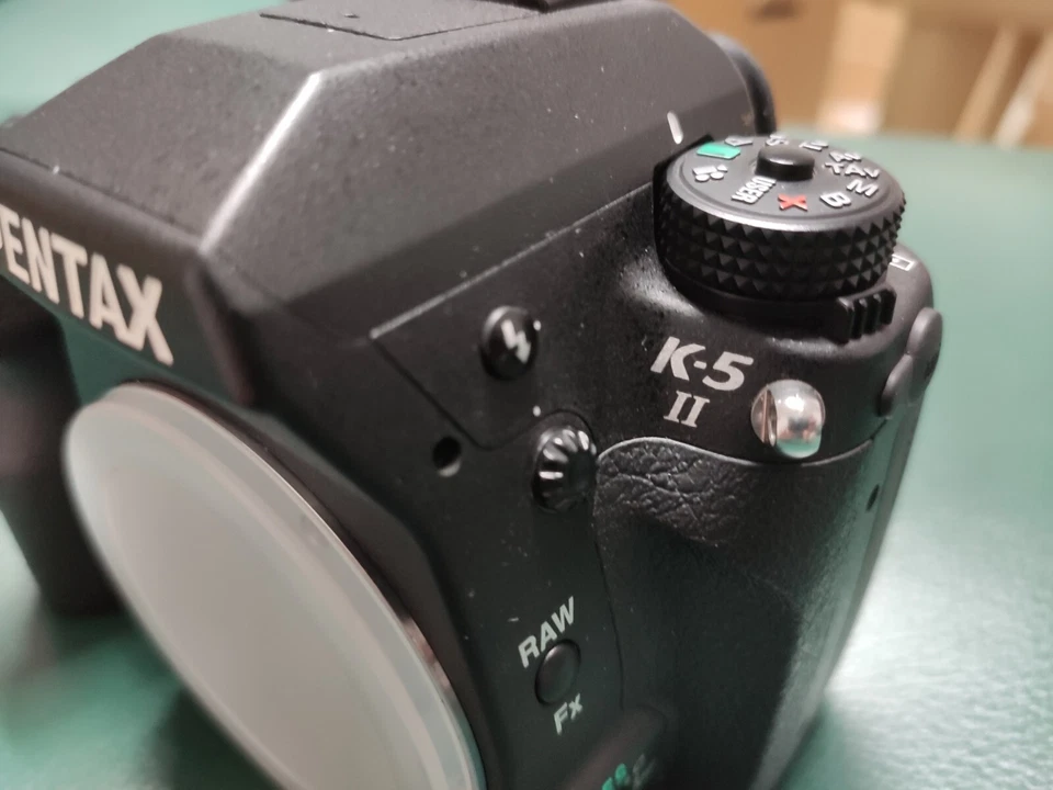 Pentax K K-5 ii Full Set (Kit mit 2 Objektiven 18-55mm & 50-200mm ) - Bild 3 von 4