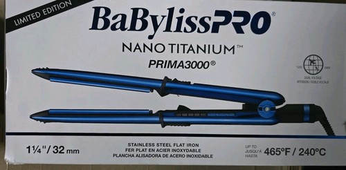 BaBylissPro LIMITED EDITION Nano Titanium Prima 3000 1¼" Flat Iron Black & Blue