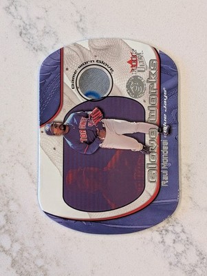 2002 Fleer Ultra Platinum Medallion Glove Works Raul Mondesi /25