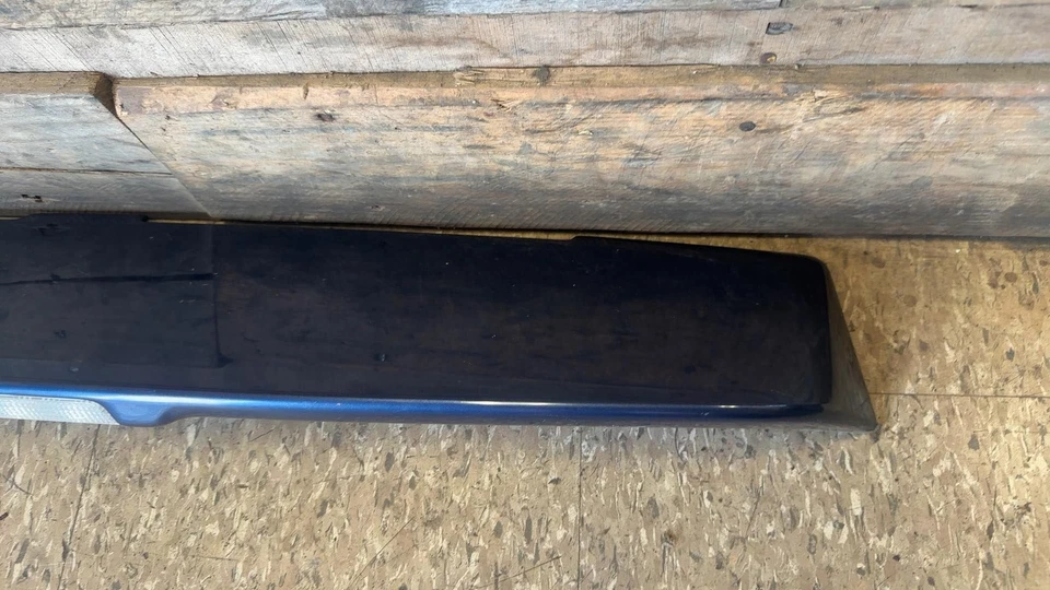 SUZUKI GRAND VITARA XL-7 PNT 2001-2006 ALERÓN PORTÓN TRASERO AZUL CON TERCERA LUZ DE FRENO Foto 3 de 4