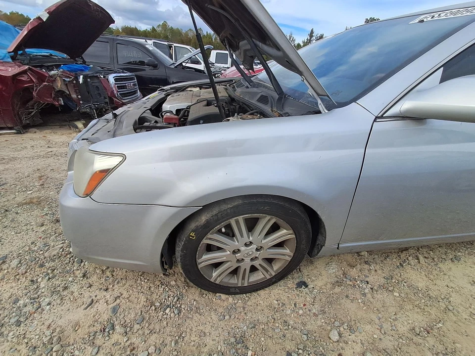 Used Driving Light fits: 2007 Toyota Avalon Fog-Driving bumper mounted Grade A - Изображение 4 из 4