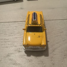 Diecast New York City Yellow Taxi Cab Toy Car 