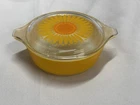 Vintage Pyrex 471 Casserole Dish Yellow  W/ Sunflower Glass Lid 470-C  USA 1 PT