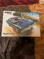 1969 Dodge Country Charger RT MPC878M/12 Plastics Car Model Kit 1/25 MPC
