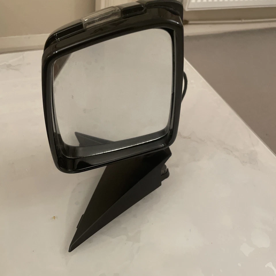 MERCEDES GLA W156 X156 2017-2020 DOOR MIRROR RIGHT DRIVER SIDE A1568103000 - Image 2 of 4