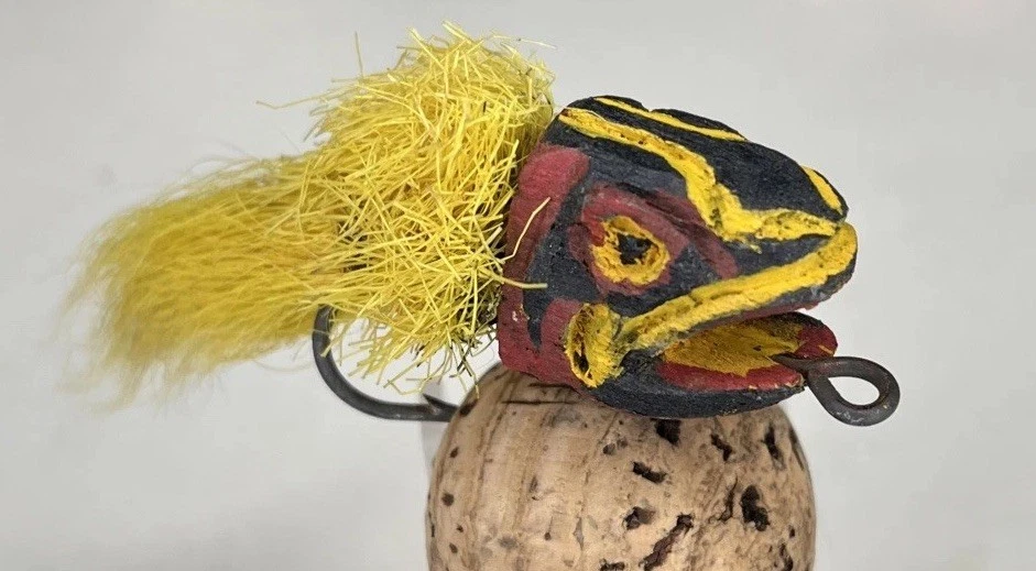 Señuelo Mosca Desconocido De Colección, ¡RARO/ÚNICO! Lg. ¡Mosca tallada en corcho súper genial y temprana! Foto 3 de 4