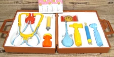 Vintage 1977 Fisher Price Medical Kit Doctor Nurse Play Set 936 Complete Brown