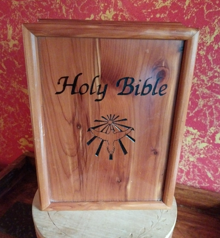 Holy Spirit Knights of Columbus Rhode Island Memorial Wood Bible Keepsake Box