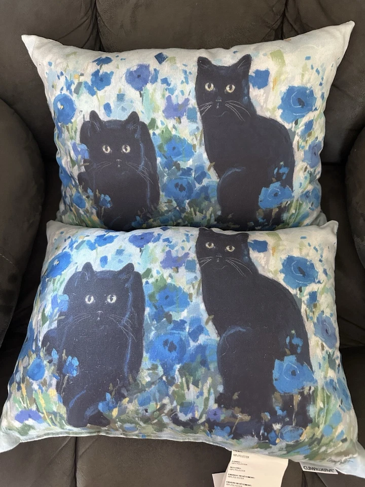 CAT Climaweave Pillows (two) 18"x13" Indoor/Outdoor cats plaid - Image 4 of 4