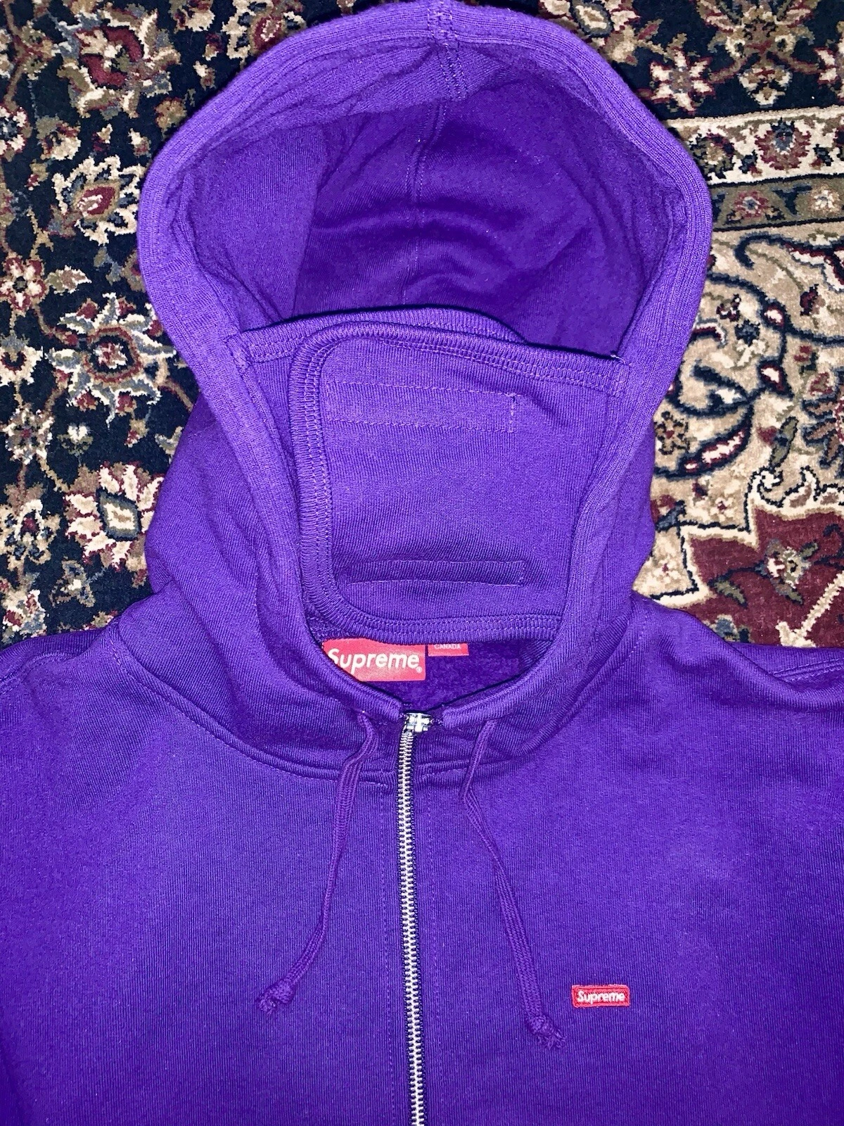 Sweat à capuche masque facial amovible avec logo boîte violette suprême petit neuf