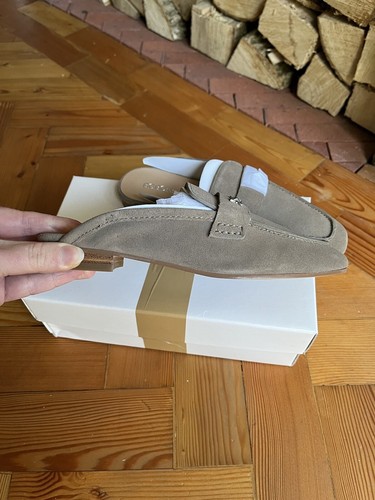 BCBGeneration Womens Sabrina Flat Calf Suede Mules Taupe Size EU 36 UK 3 - Picture 4 of 6