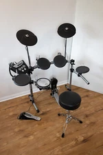 $100 OFF!!  **LOCAL PICKUP**  Roland TD-6V Electronic V-Drums Set - Black