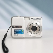 Vintage Samsung S860 Digital Camera, 8.1 Megapixels