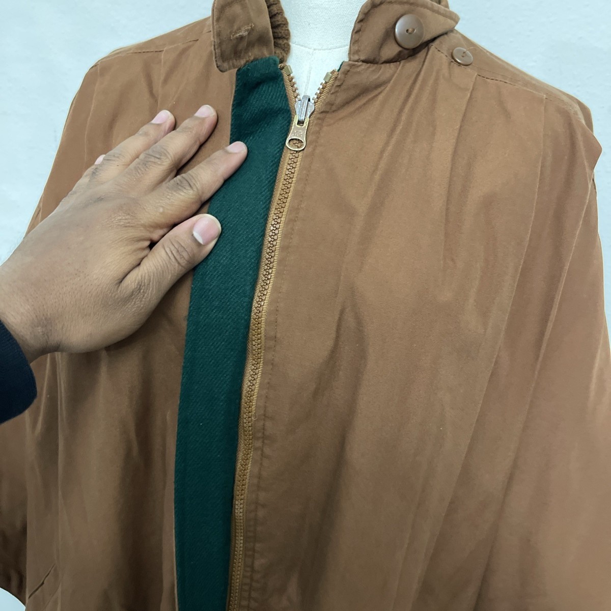 J. GALLERY CAPE Long Coat Poncho RAIN JACKET Brown Size Medium 80s Vintage Korea View 5