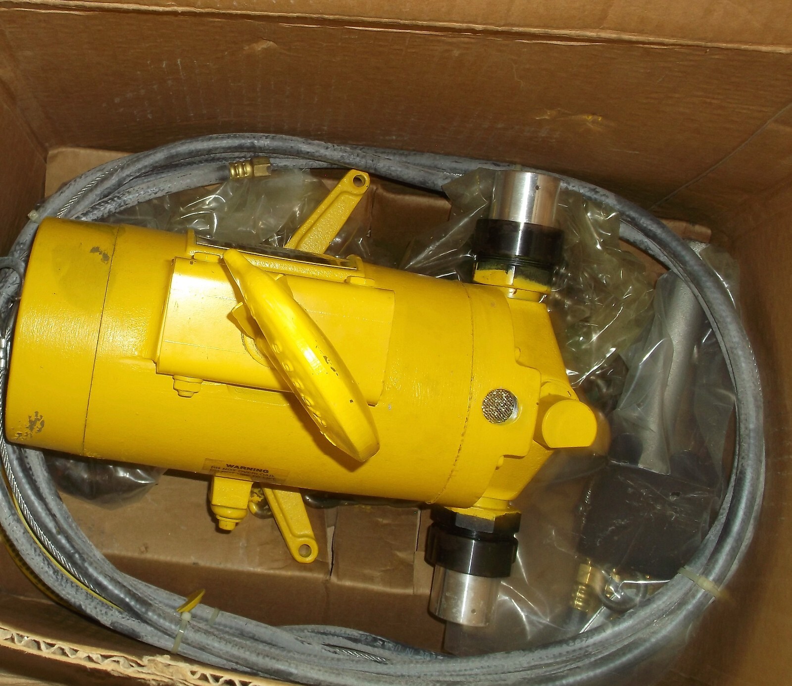 Budgit AIR HOIST Chain Hoist Hook MOUNTED eBay