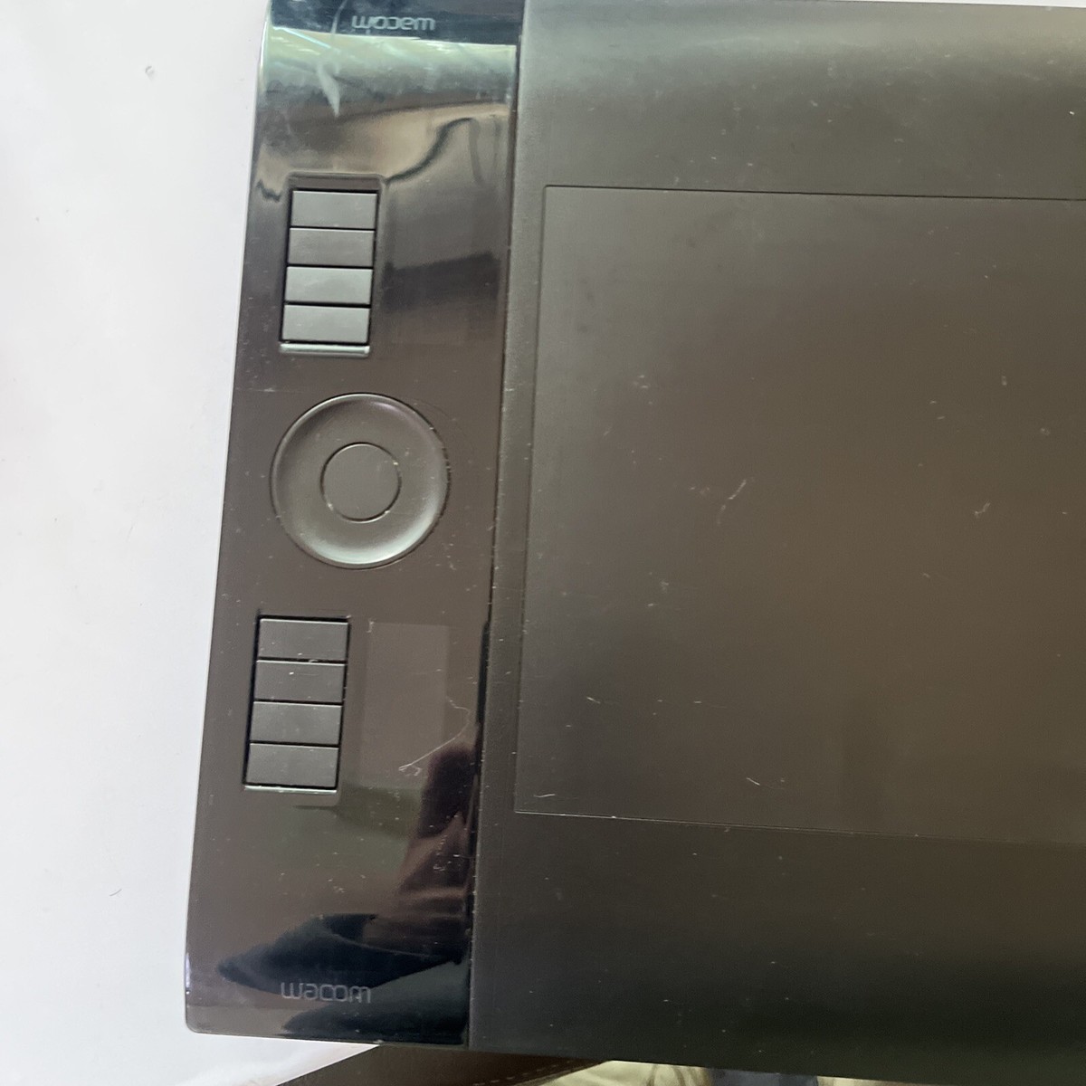 PC周辺機器 Wacom Intuos4 Special Edition PTK-640/K1 2mvetro Wacom Intuos 4 PTK-640 Medium Drawing Graphic Tablet - No