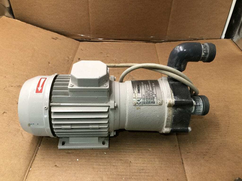 IWAKI MD-100RM 1" PP Magnetic Drive Pump 100LPM (26.4GPM) 0.31kW 2800RPM 400V