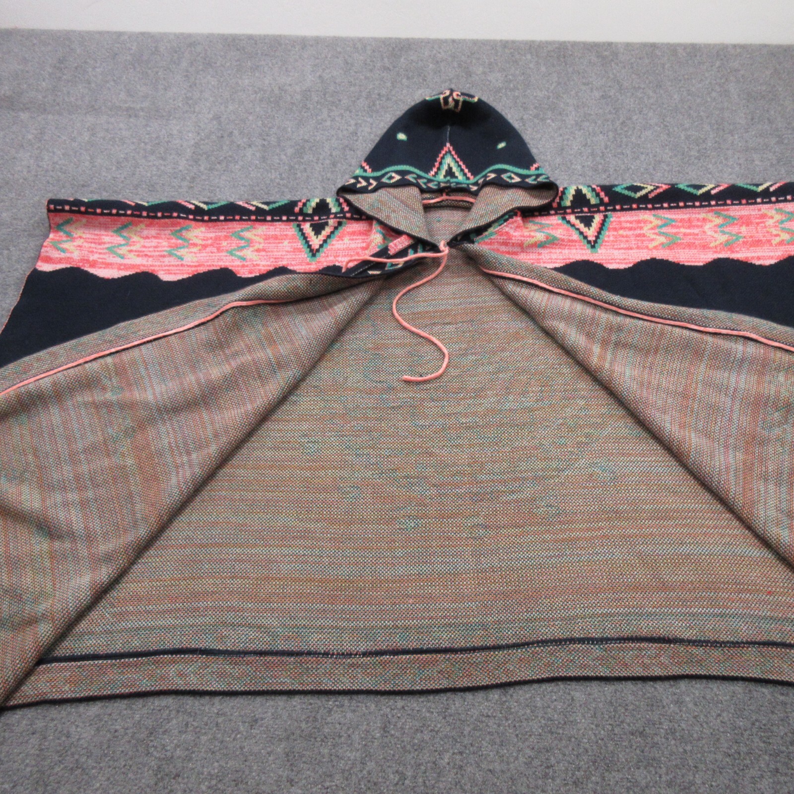 Checkanka Poncho Womens Geometric Knit Aztec Hooded Cape Open Shawl Quetzal