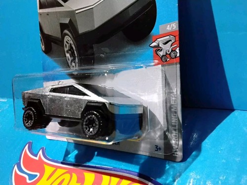 2024 HOT WHEELS Q CASE TESLA CYBERTRUCK #246 SILVER ZAMAC ROLLING METAL EV - Picture 4 of 7