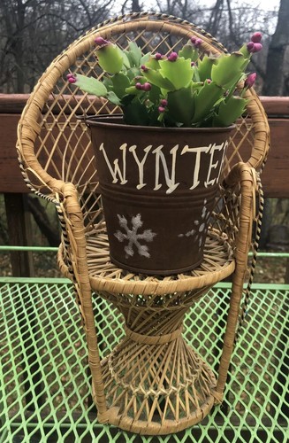 Mini Vtg Peacock Wicker Fan Back Rattan Doll Plant Stand Boho Chic Chair 15.5” - Picture 2 of 11