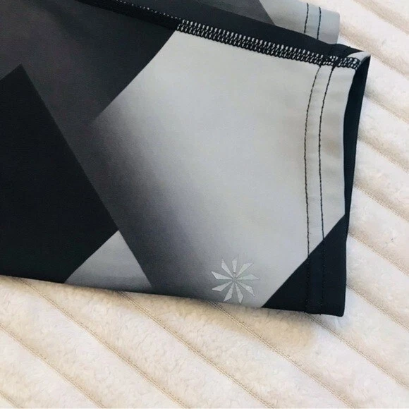 athleta sonar tight magnetic geometric stretch pants