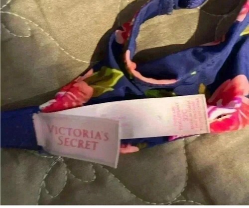 Victoria's Secret Push-Up bra, 32C, blue floral print with pink detail - Picture 2 of 4