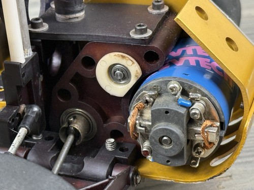 De colección Team Associated RC10 Gold Pan Edinger 2x2 Buggy Un sello MRP Cuerpo - Imagen 10 de 21