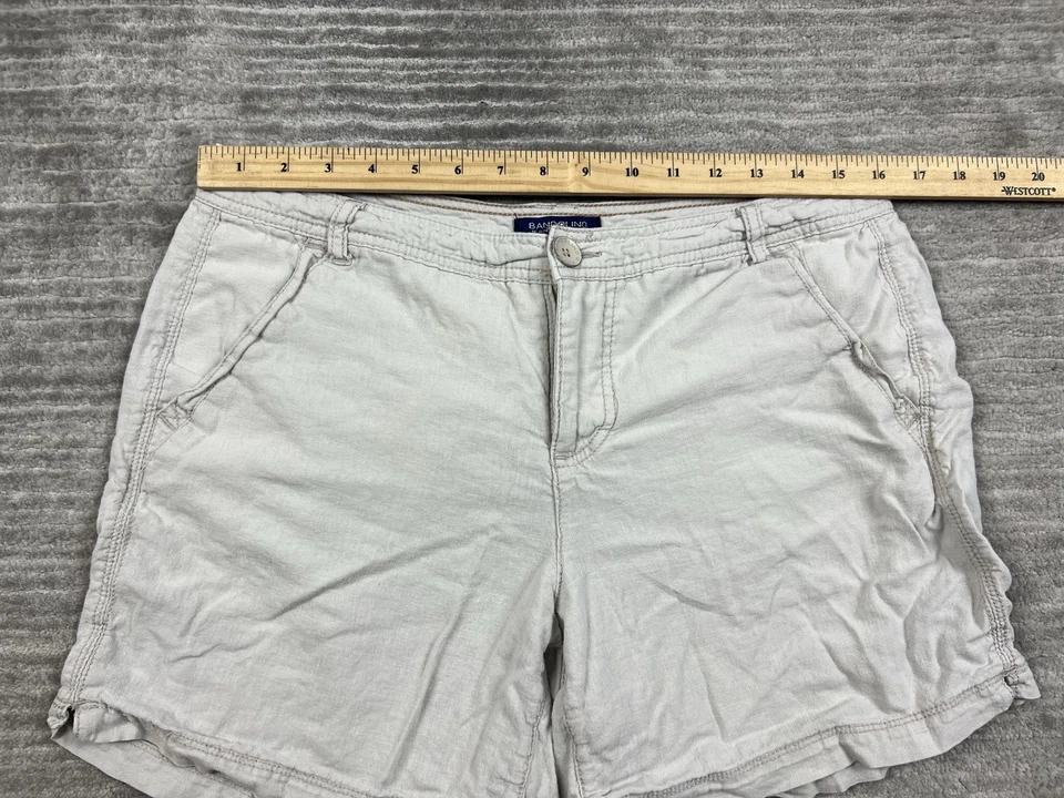 Shorts feminino Bandolino 8 bege mistura de linho Jamie - Imagem 4 de 4