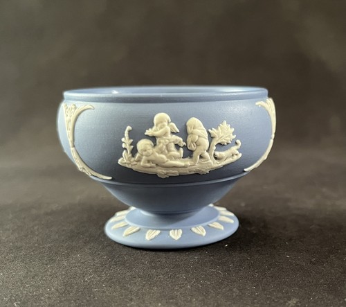 Wedgwood Jasperware Creme auf Lavendel (hellblau) Master offene Salzschale - Bild 2 von 6