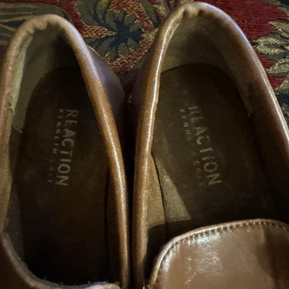 Zapatos mocasines marrones kenneth cole niños pequeños talla 10 Foto 3 de 4